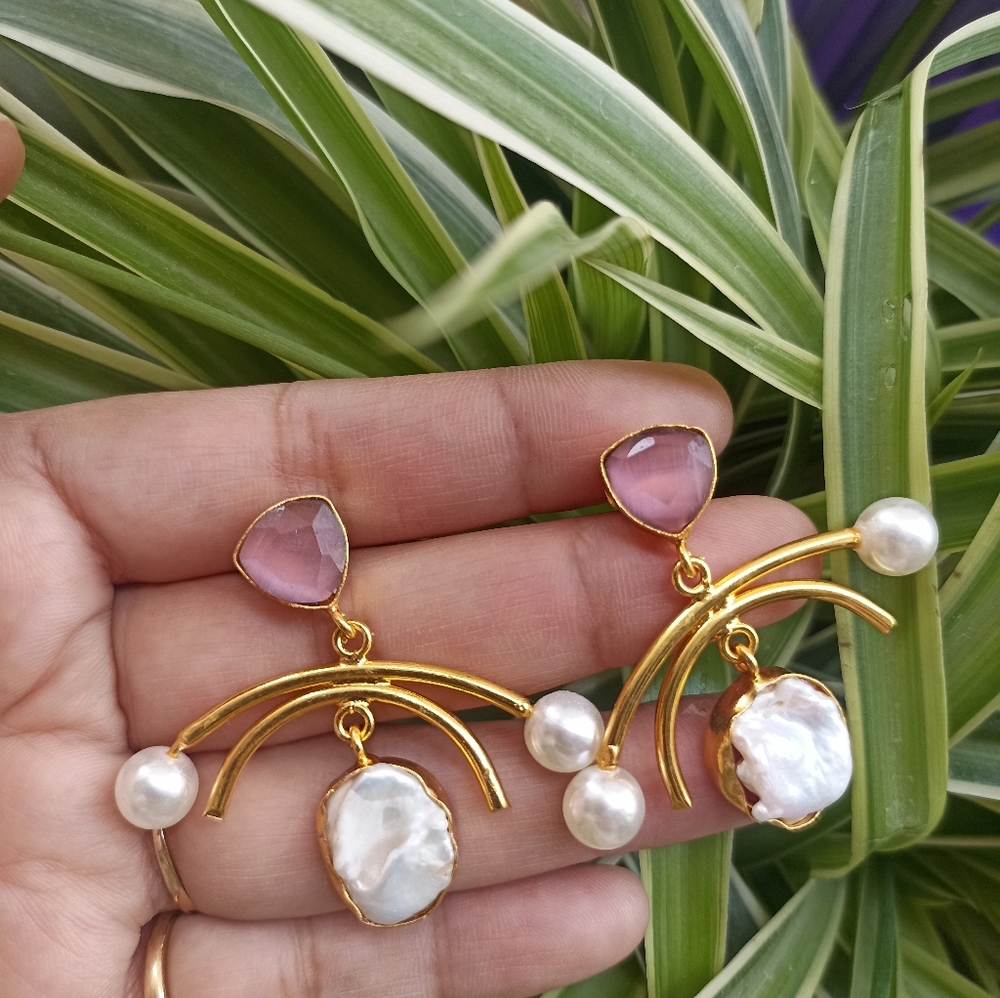 Handmade very beautiful trendy gold platted drop earrings - Picture 10 of 12